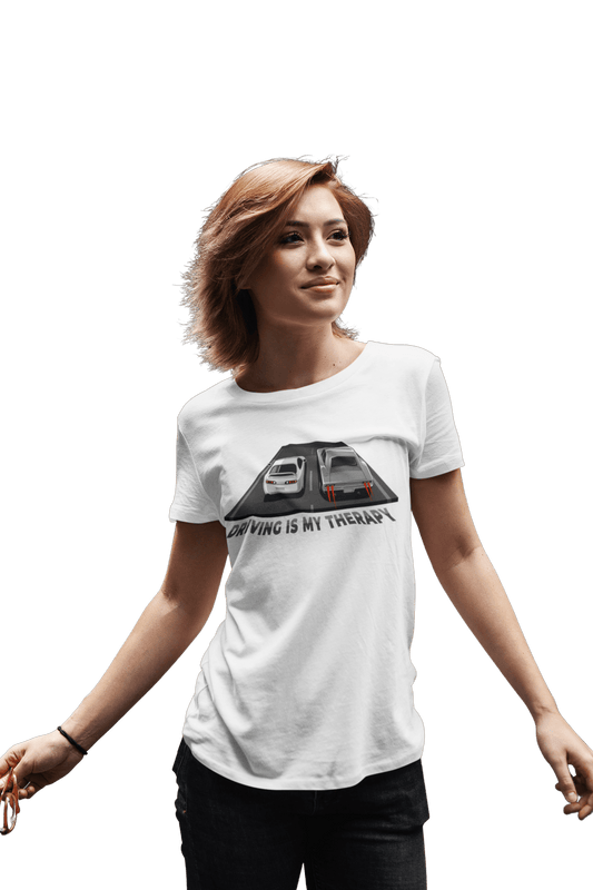 DRIVING IS MY THERAPY - Damen T-Shirt